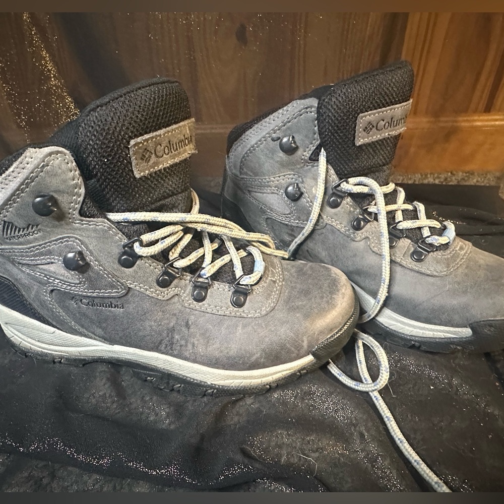 Columbia hiking boot